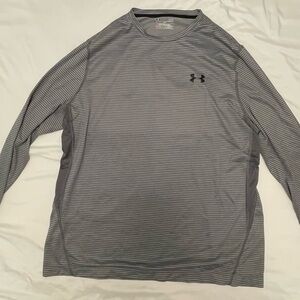 Under Armour Men's Striped Gray Long Sleeve Tee